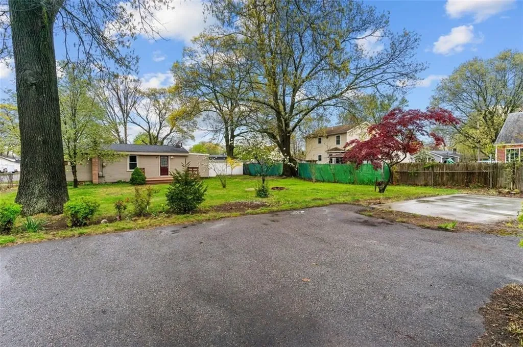 44 Northup Street Warwick RI 02889