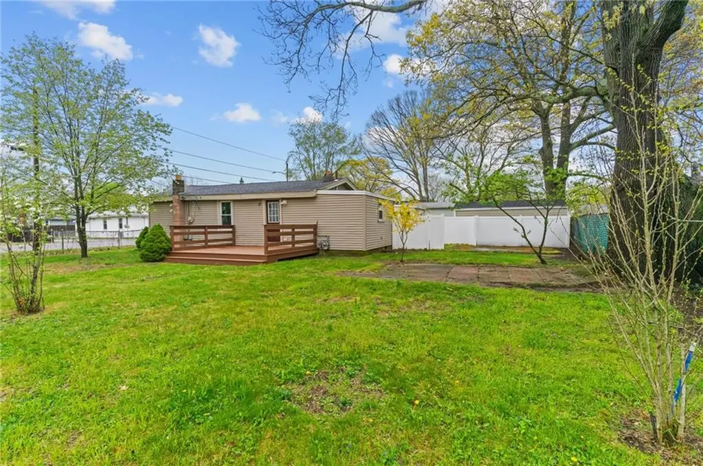 44 Northup Street Warwick RI 02889