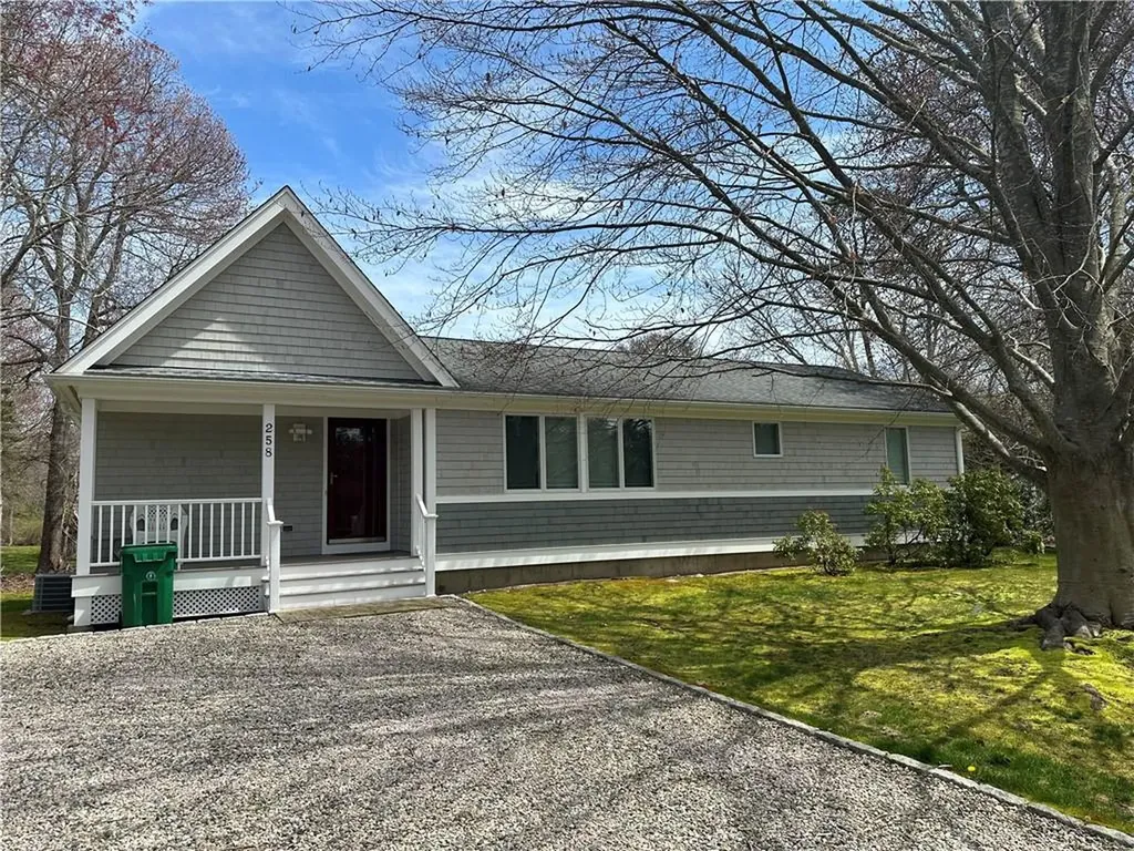 258 Mautucket Road South Kingstown RI 02879
