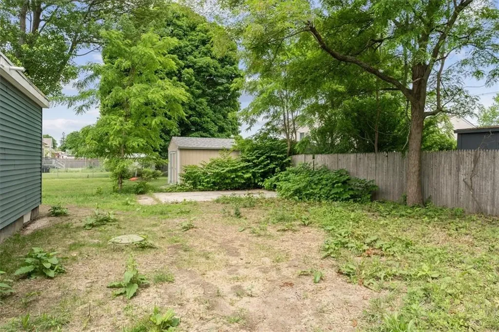 17 Bellevue Avenue Warwick RI 02888