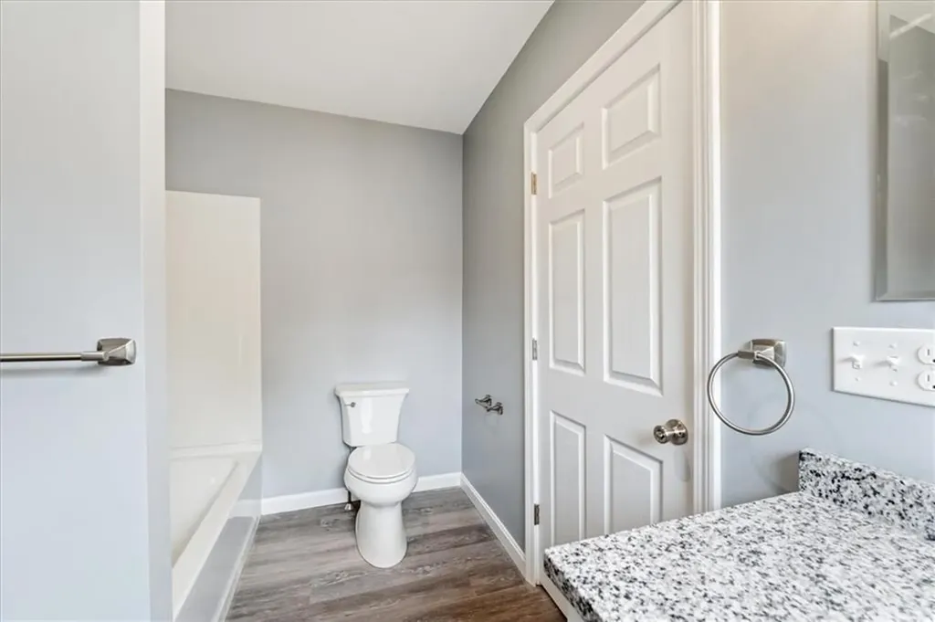 17 Bellevue Avenue Warwick RI 02888