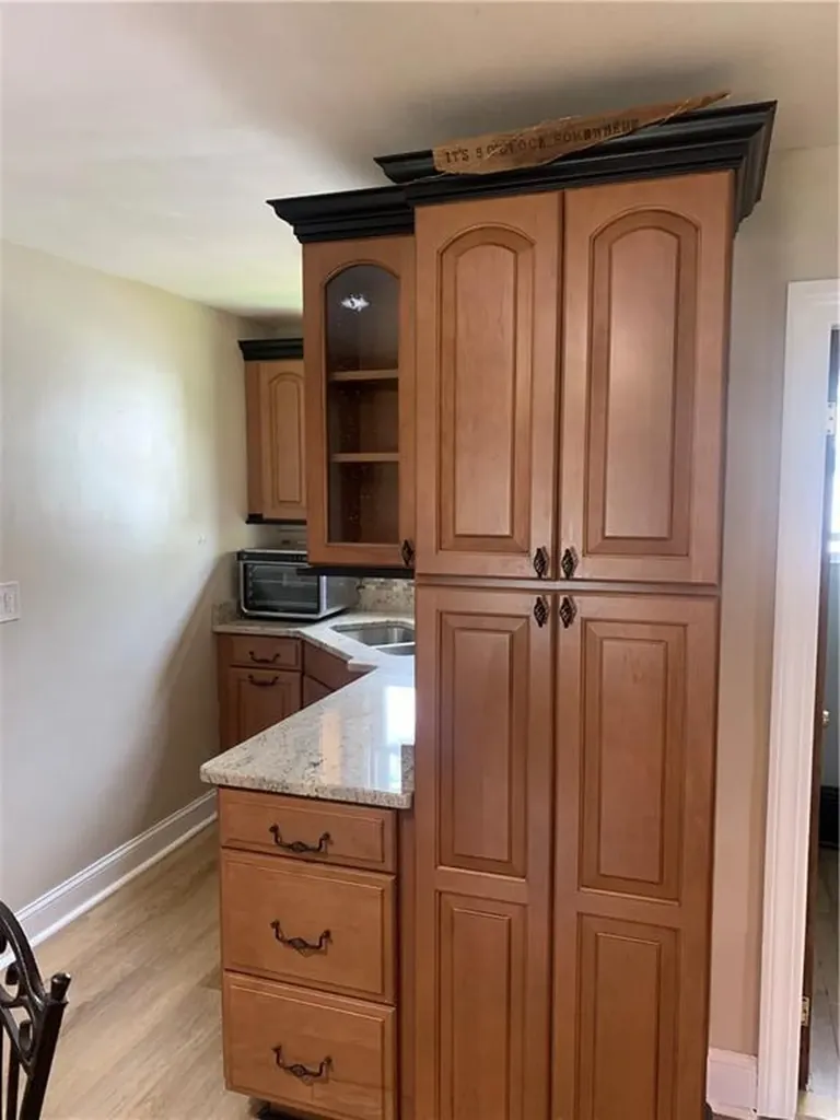 8 10 S Cornell Avenue Warren RI 02885