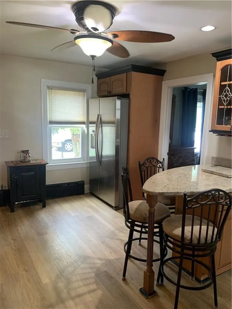 8 10 S Cornell Avenue Warren RI 02885