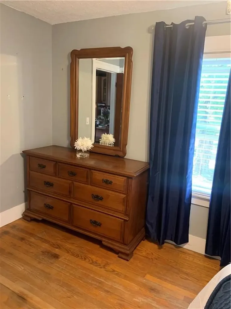 8 10 S Cornell Avenue Warren RI 02885