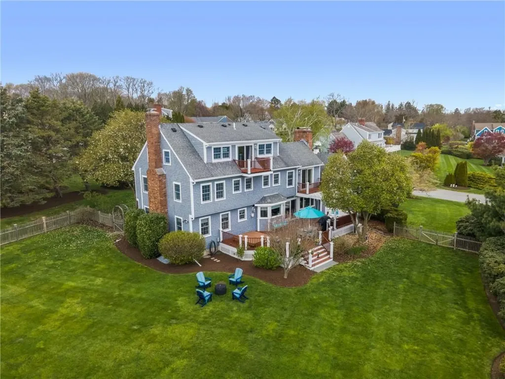 115 Gideon Lawton Lane Portsmouth RI 02871