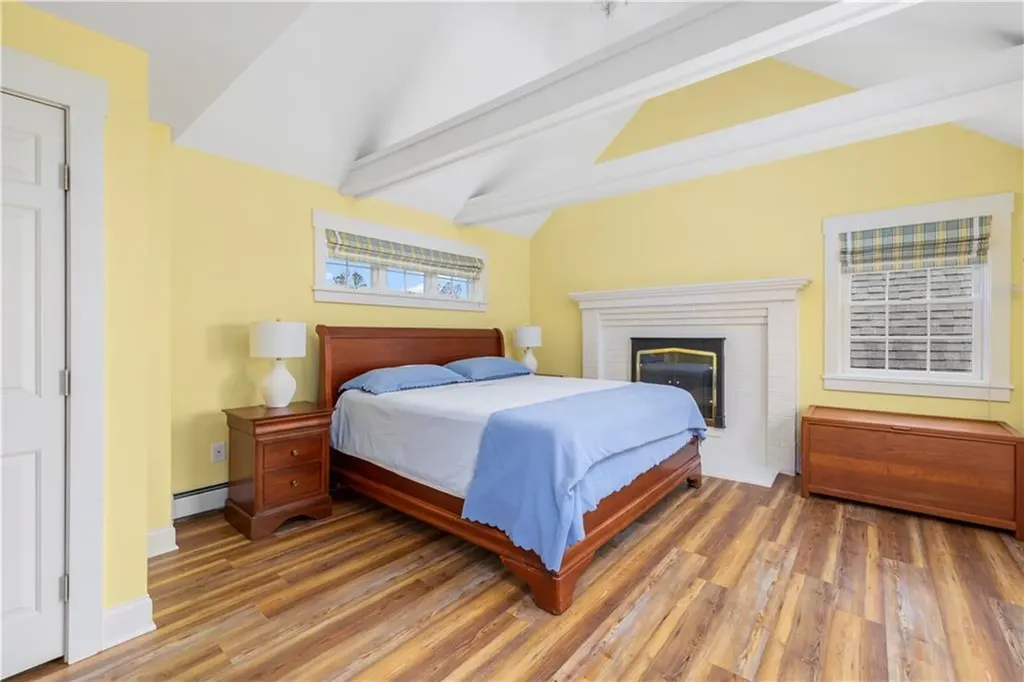 115 Gideon Lawton Lane Portsmouth RI 02871