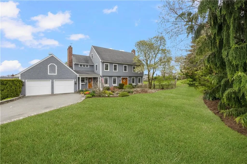 115 Gideon Lawton Lane Portsmouth RI 02871