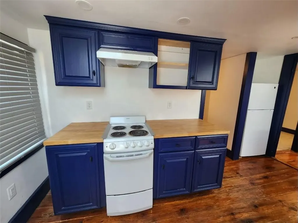 475 West Fountain Street Providence RI 02903