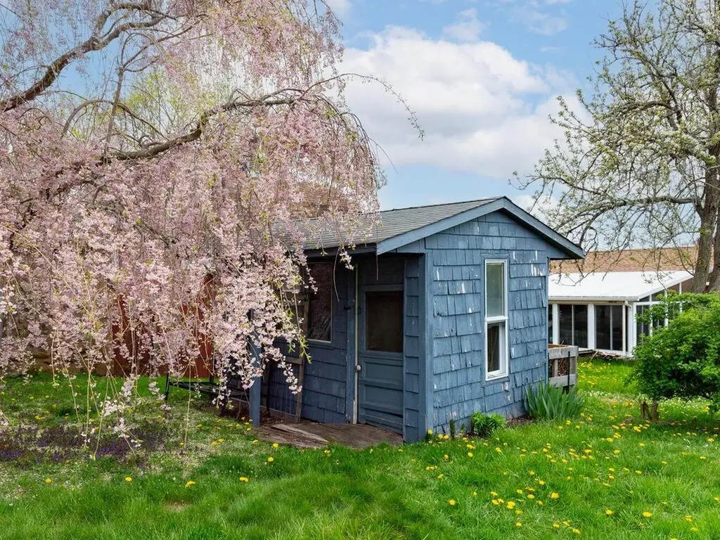 2 Thompson Avenue Westerly RI 02891