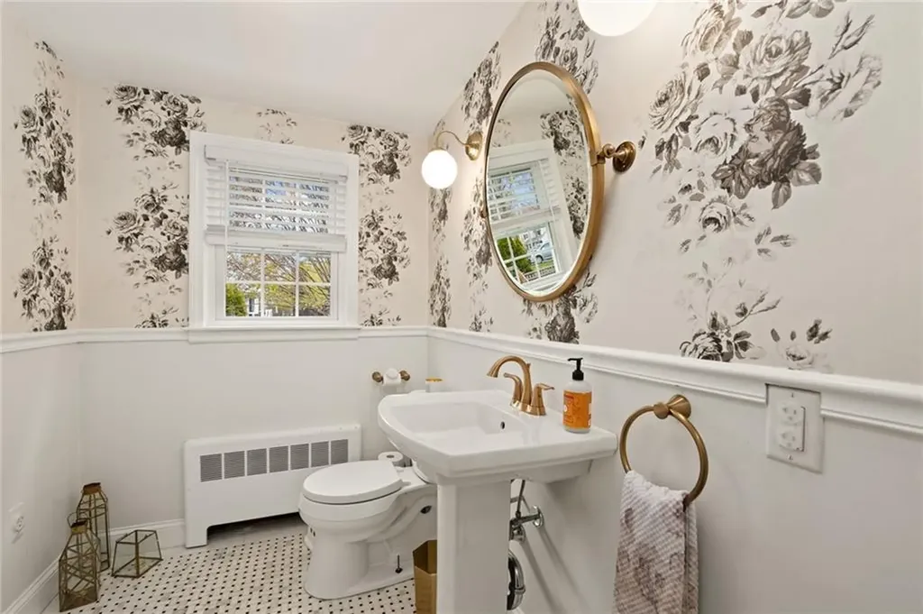 5 Ferncliff Road Barrington RI 02806