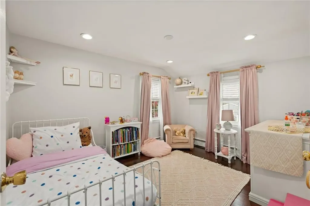 5 Ferncliff Road Barrington RI 02806