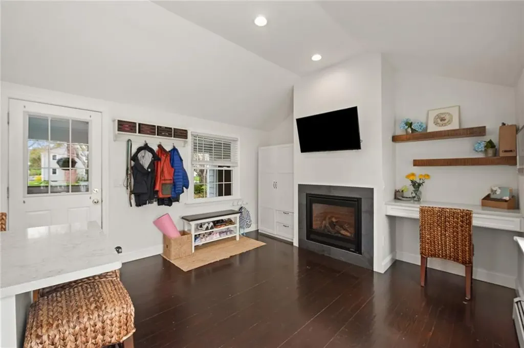5 Ferncliff Road Barrington RI 02806