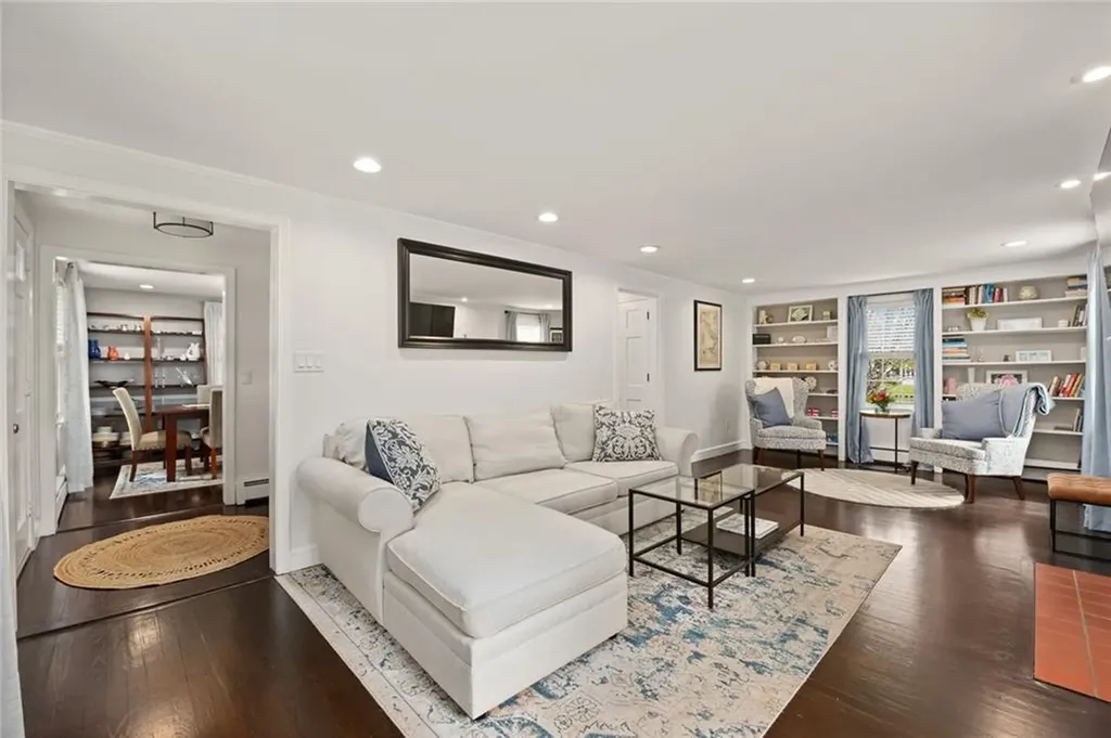 5 Ferncliff Road Barrington RI 02806