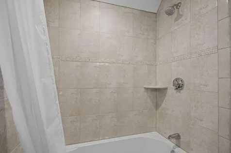 38 Greene Street East Greenwich RI 02818