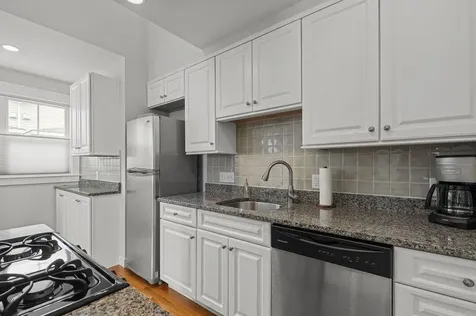 38 Greene Street East Greenwich RI 02818