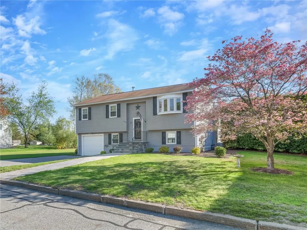 6 Glenna Drive Smithfield RI 02917