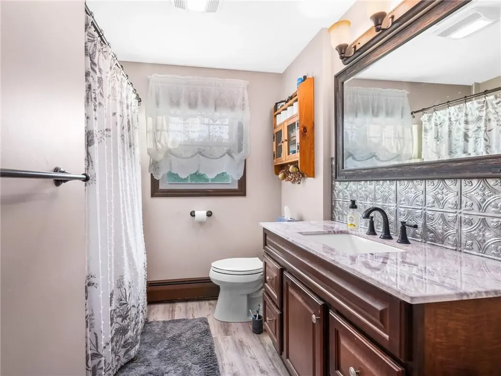 6 Glenna Drive Smithfield RI 02917