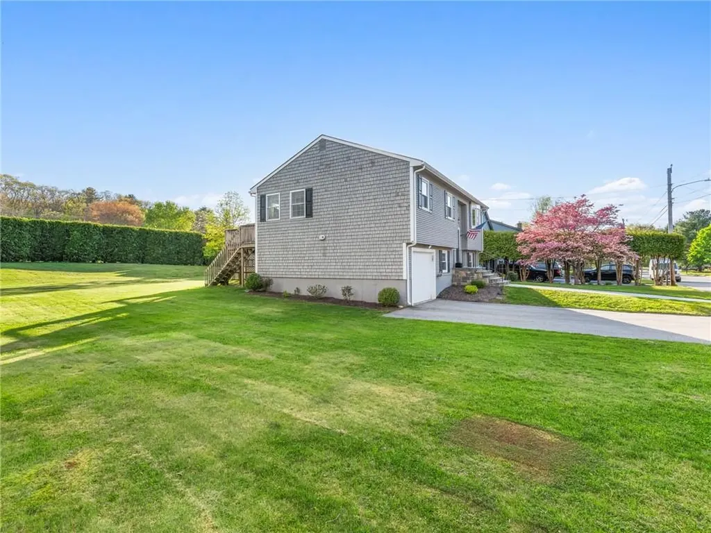 6 Glenna Drive Smithfield RI 02917