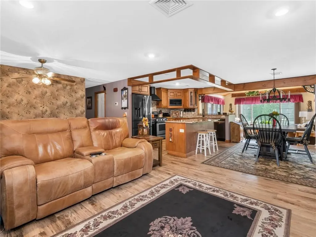 6 Glenna Drive Smithfield RI 02917