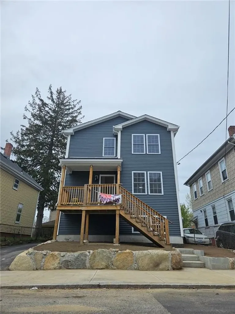 22 Longmont Street Providence RI 02908