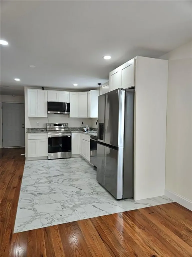 22 Longmont Street Providence RI 02908