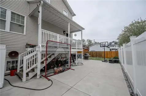 89 Dixon Street Providence RI 02907