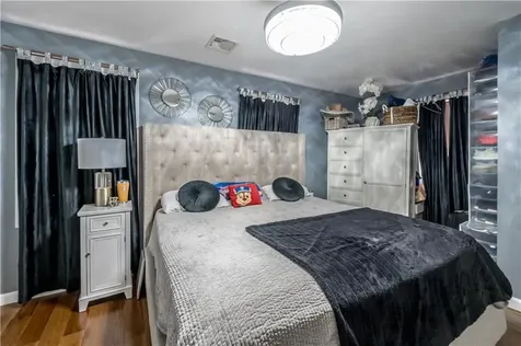 89 Dixon Street Providence RI 02907