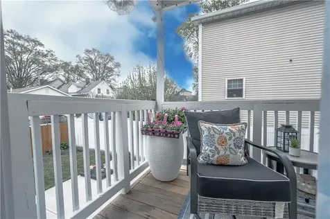 89 Dixon Street Providence RI 02907