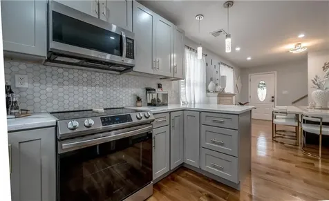 89 Dixon Street Providence RI 02907