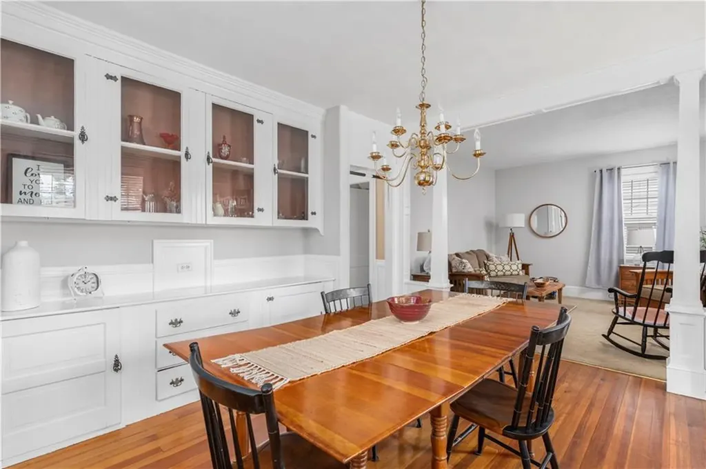 44 Benedict Street Pawtucket RI 02861