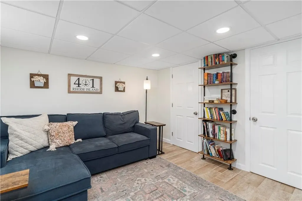 44 Benedict Street Pawtucket RI 02861