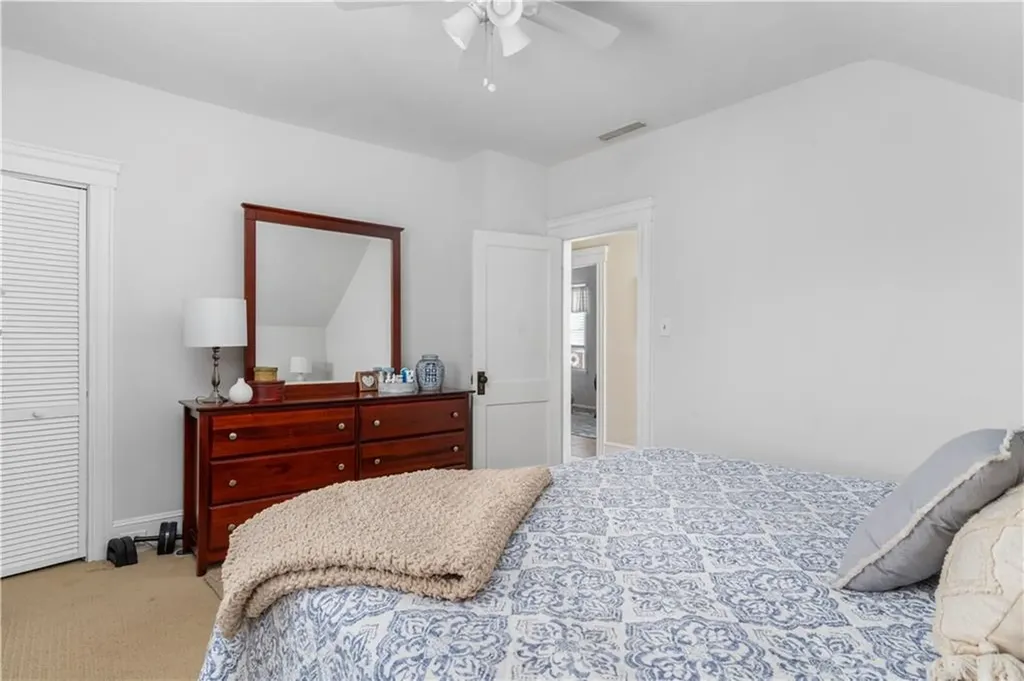 44 Benedict Street Pawtucket RI 02861
