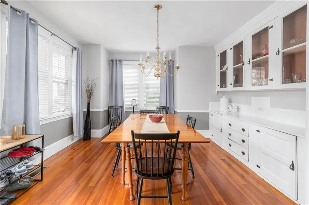 44 Benedict Street Pawtucket RI 02861