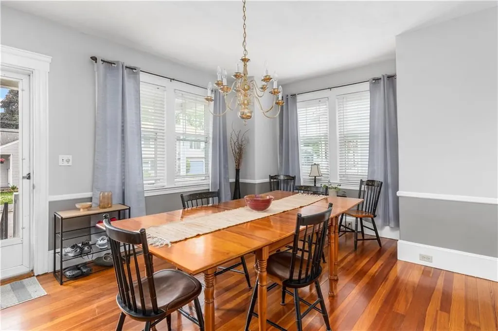 44 Benedict Street Pawtucket RI 02861