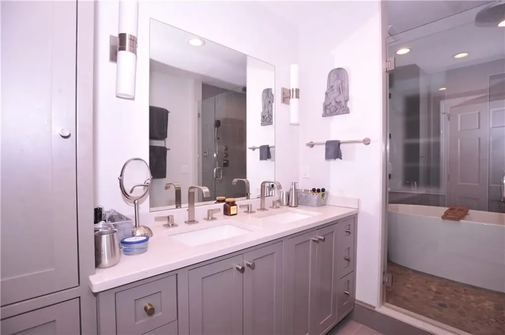 21 John Street Providence RI 02906