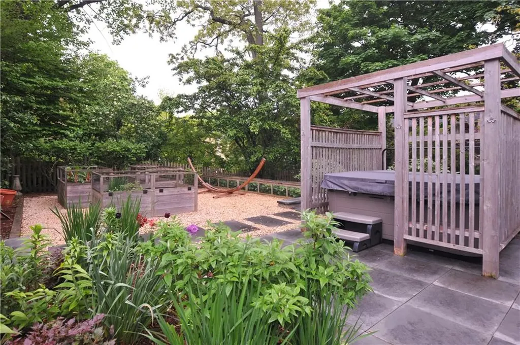 21 John Street Providence RI 02906
