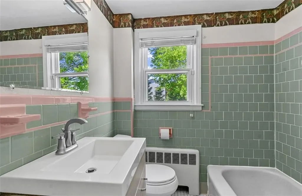 71 Westfield Drive Cranston RI 02920