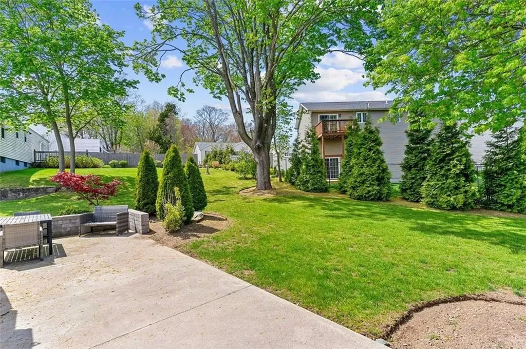 71 Westfield Drive Cranston RI 02920