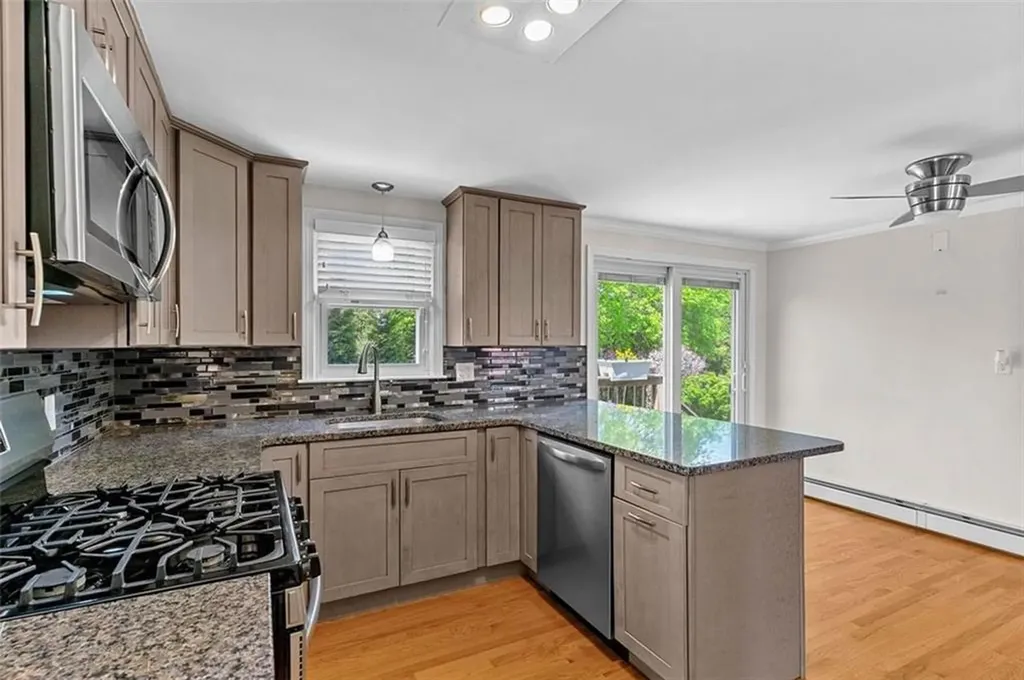 71 Westfield Drive Cranston RI 02920