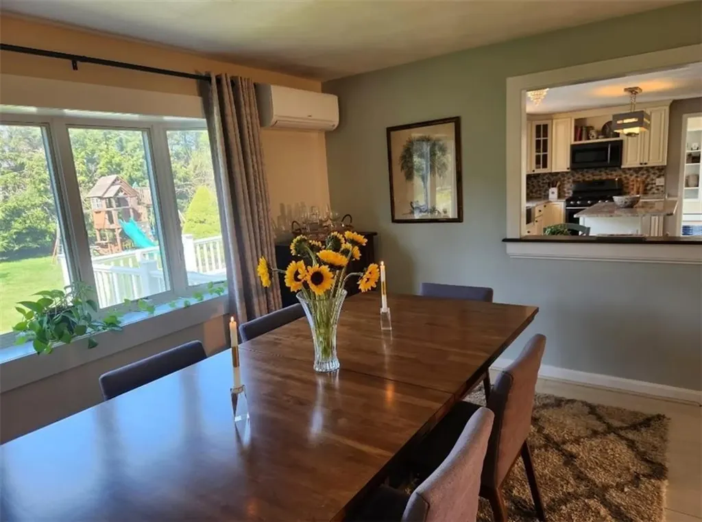 15 Ann Court Cranston RI 02921
