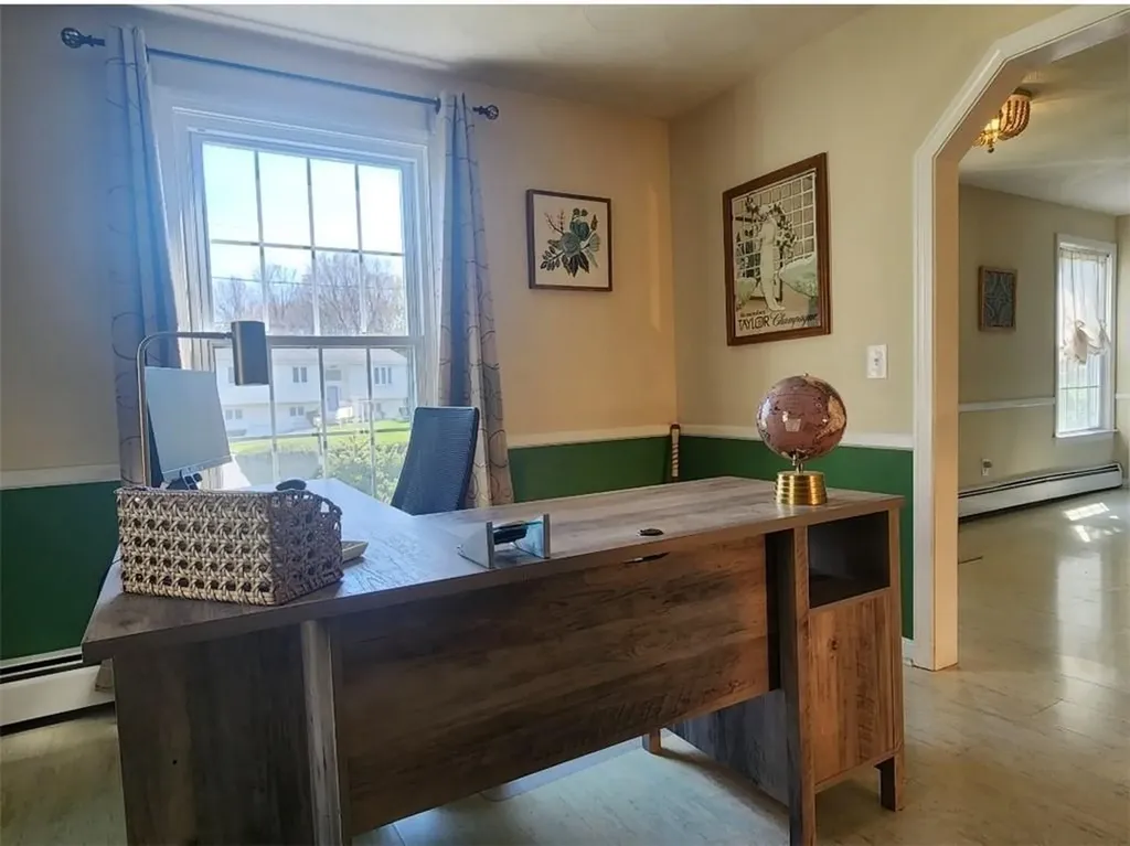 15 Ann Court Cranston RI 02921