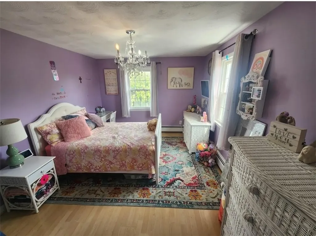 15 Ann Court Cranston RI 02921