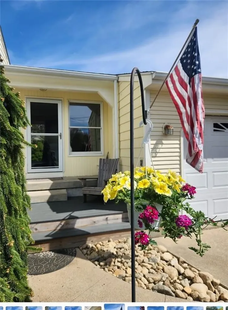 15 Ann Court Cranston RI 02921