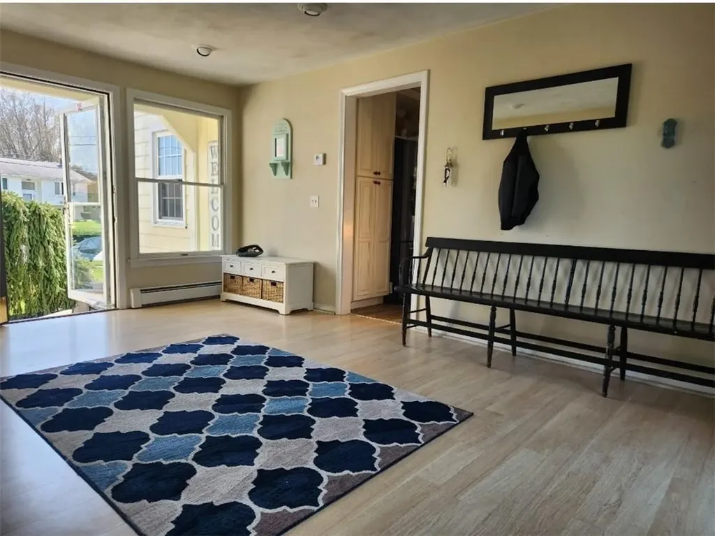 15 Ann Court Cranston RI 02921