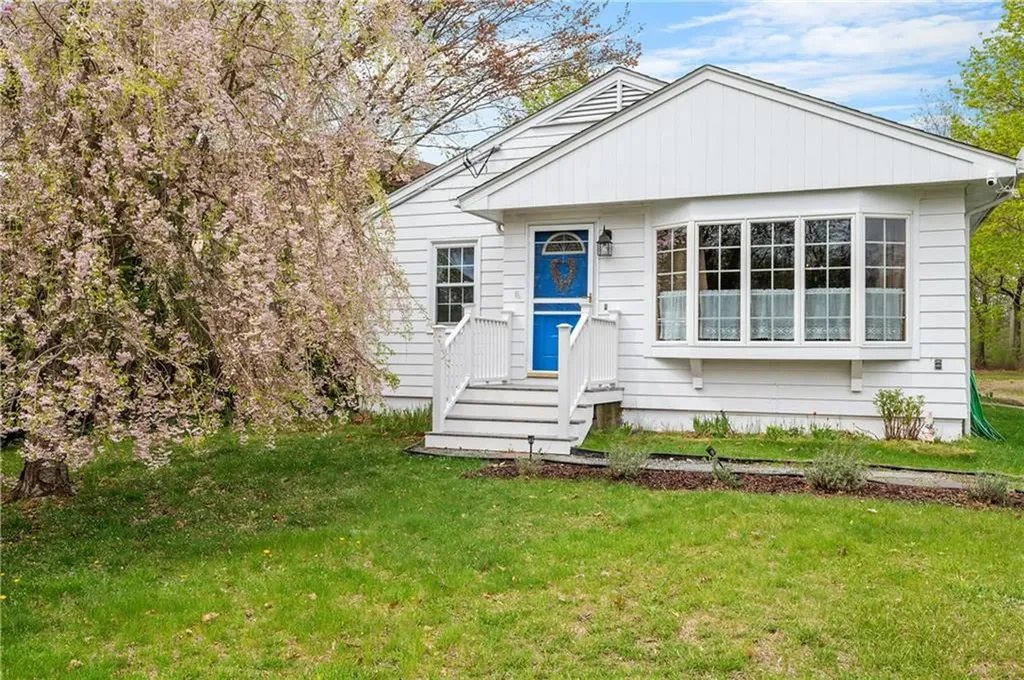 2666 Diamond Hill Road Cumberland RI 02864