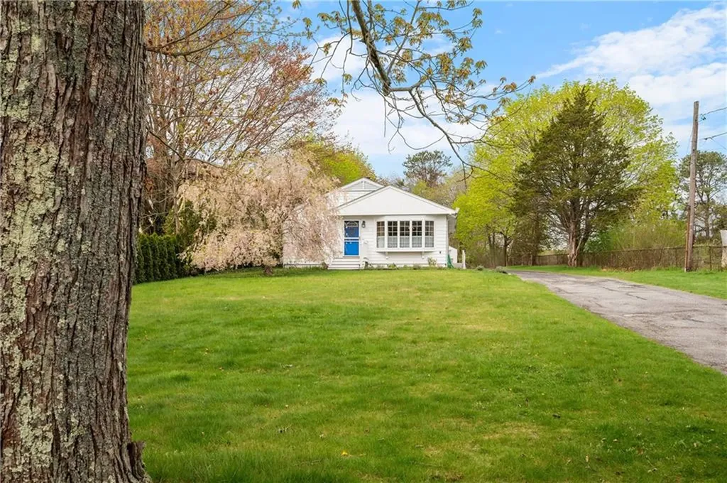 2666 Diamond Hill Road Cumberland RI 02864