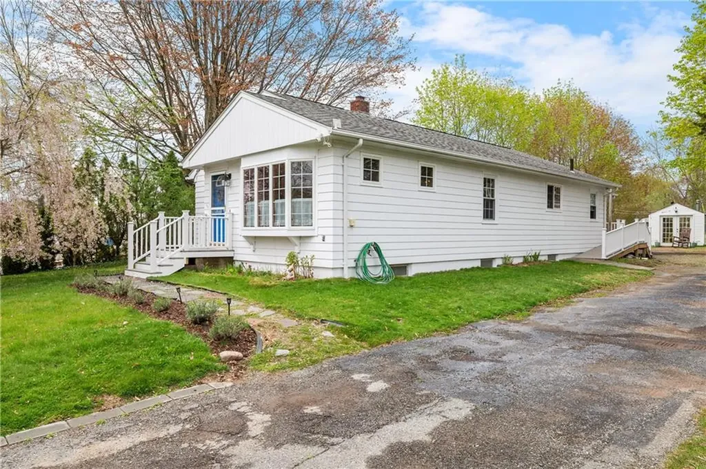 2666 Diamond Hill Road Cumberland RI 02864