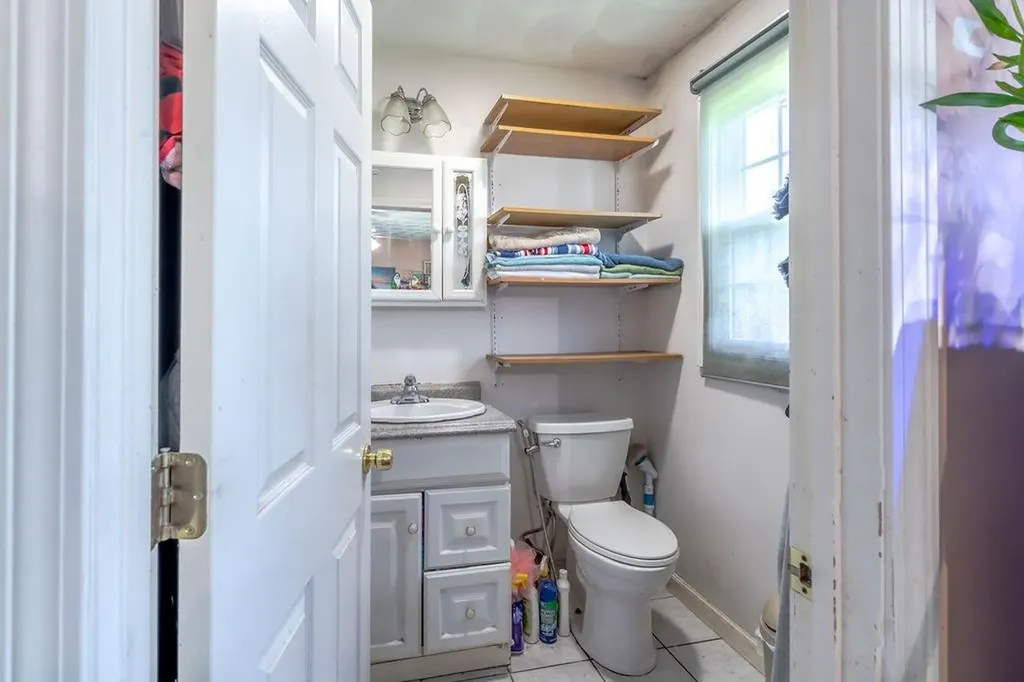 231 Rockwood Avenue Cranston RI 02920