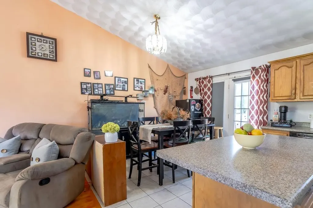 231 Rockwood Avenue Cranston RI 02920
