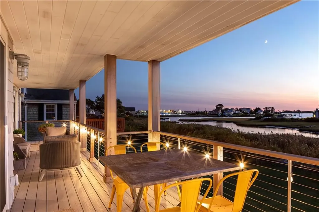 56 Conch Road Narragansett RI 02882